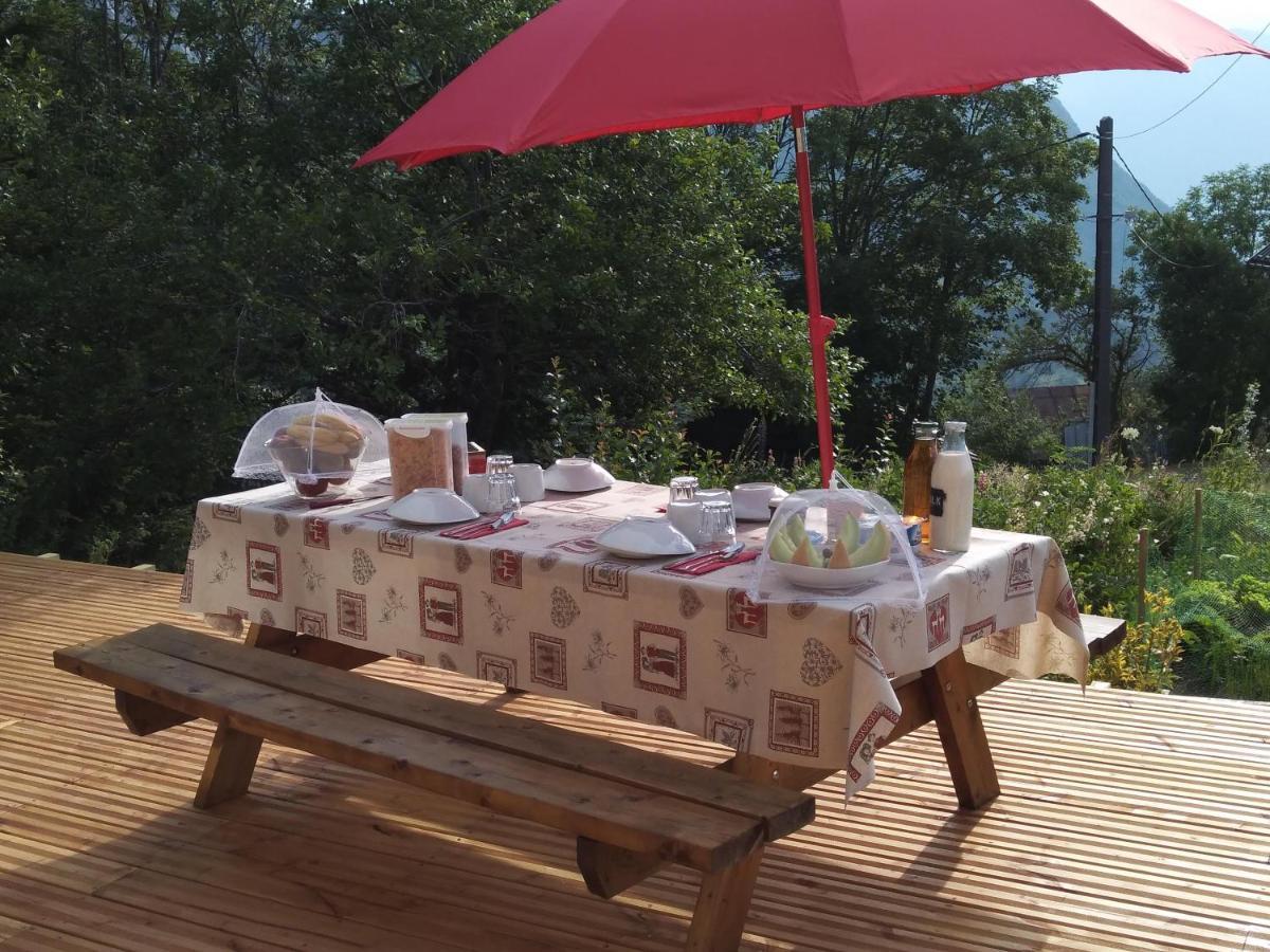 Le Petit Chalet-Leard Jarrier Eksteriør billede